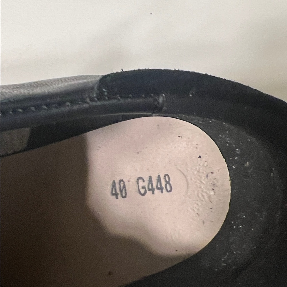 Golden Goose Men's Black and White Sneakers - Picture 11 of 11